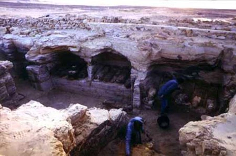 Cuộc khai quật ở thung lũng xác ướp - 1