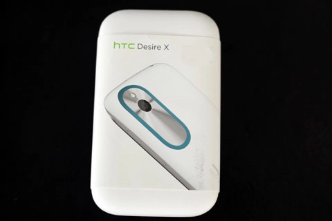 Đập hộp htc desire x chính hãng tại tp hcm - 1