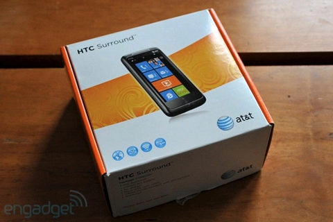 đập hộp htc surround - 1