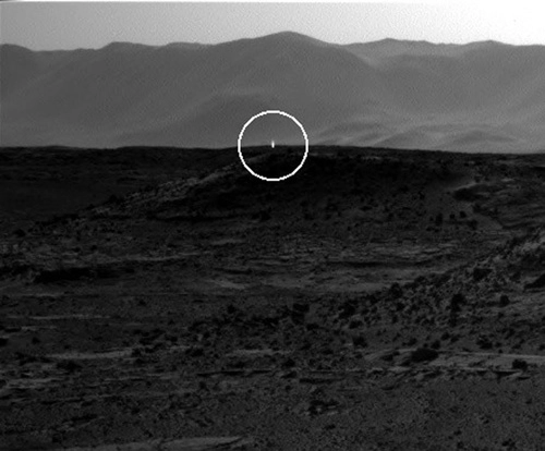 Đốm sáng bí ẩn trên sao hỏa - 1