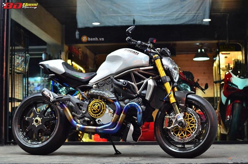 Ducati monster 1200 độ siêu khủng với loạt đồ chơi đắt giá - 1