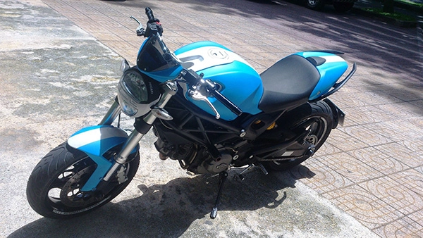 Ducati monster màu xanh độc lạ duy nhất tại sài gòn - 1