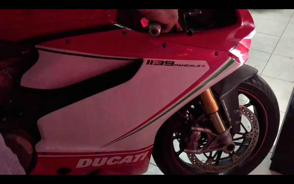 Ducati panigale 1199 test pô austin racing âm thanh khủng khiếp - 1