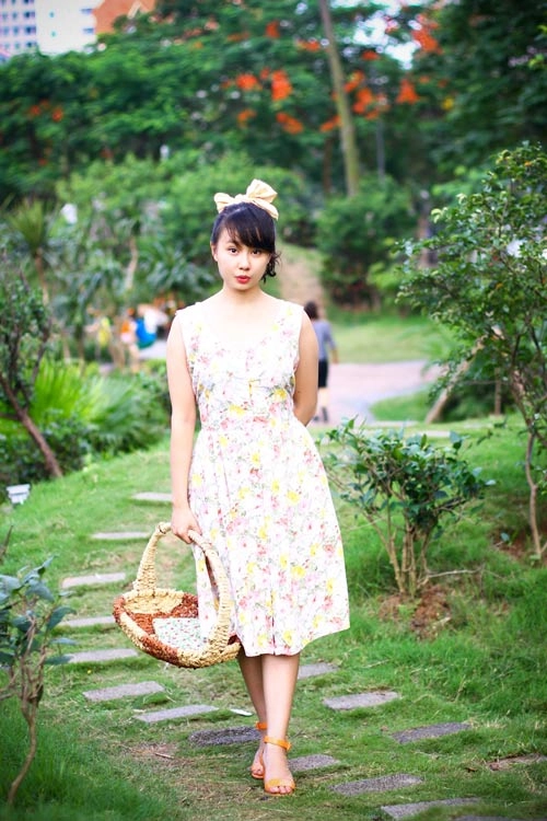 Eva đẹp cô nàng cổ điển mê picnic - 6