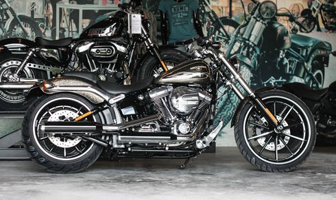  harley-davidson breakout màu độc nhất việt nam - 1