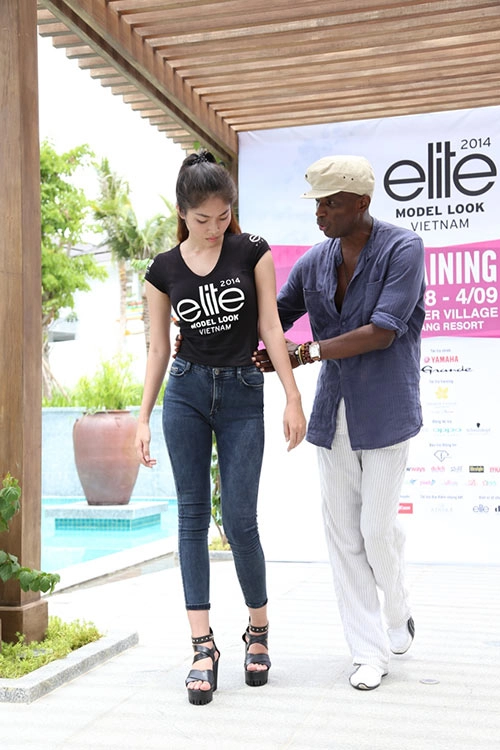 Hậu trường luyện catwalk của elite model look - 6