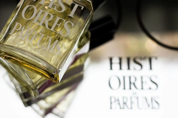 Histoires de parfums hương thơm nhuốm màu lịch sử - 1