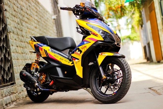 Honda airblade lên đồ chơi khủng của biker sài gòn - 1