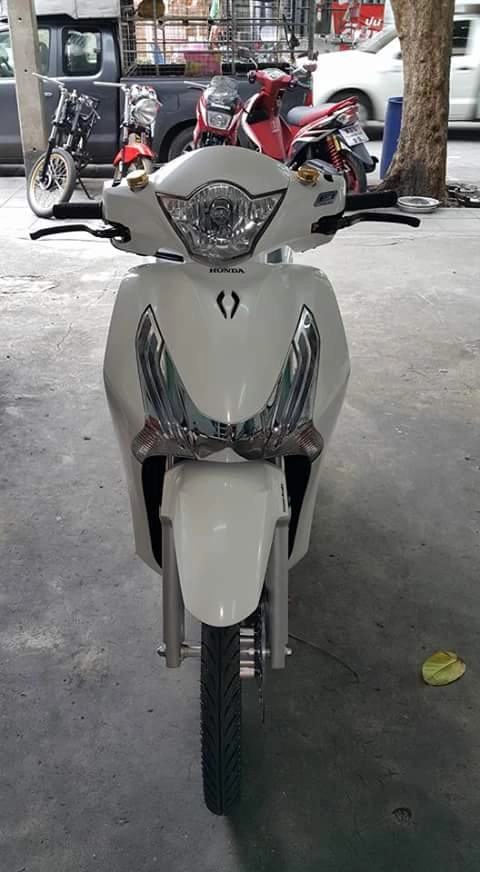 Honda sh việt độ nhẹ với dàn đồ chơi khủng - 1