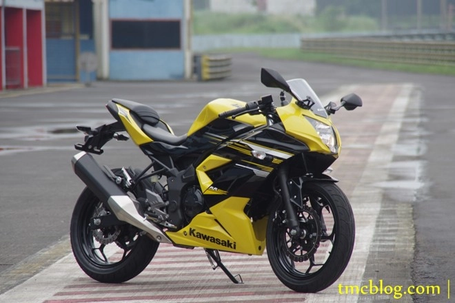 Kawasaki giới thiệu sportbike ninja rr mono 250cc - 1