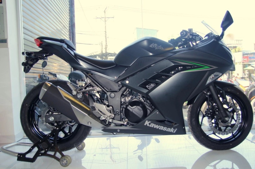 Kawasaki ninja 300 2016 về việt nam với giá 169 triệu đồng - 1