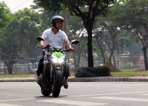 Kawasaki z1000 2014 - lanh lẹ trên phố - 1