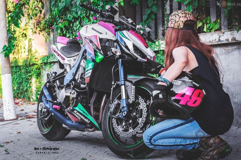 Kawasaki z1000 2016 với vẻ ngoài nổi bật bên cạnh cô nàng cá tính - 1