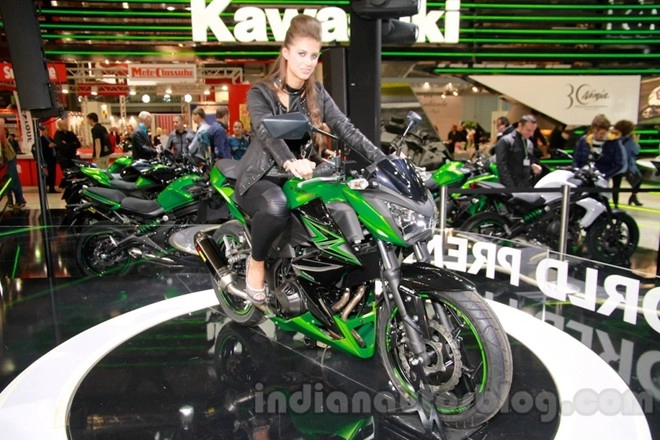 Kawasaki z300 mẫu nakedbike hoàn toàn mới có giá 170 triệu đồng - 1
