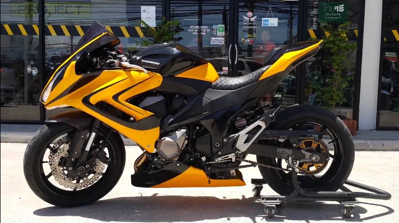 Kawasaki z800 độ sportbike với đèn pha vario độc đáo trên đất thái - 1