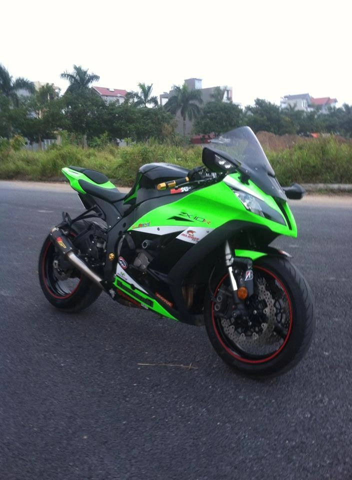 Kawasaki zx-10r - đối thủ của aprilia rsv4 r - 6