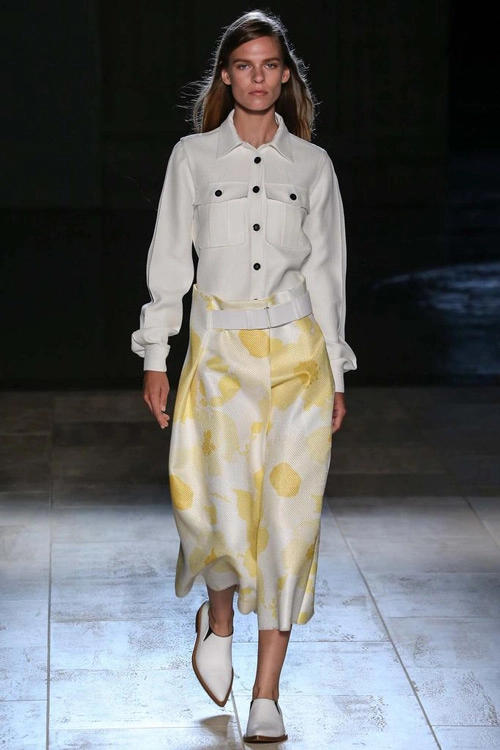 Khoảng trống mùa xuân trong bst victoria beckham 2015 - 9