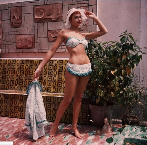 Khoảnh khắc đẹp của bikini thời kỳ hoàng kim - 18