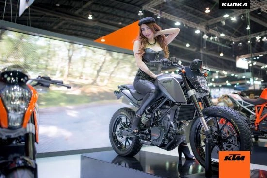 Ktm duke 200 phiên bản màu xám lạ mắt vừa được ra mắt tại thái - 1