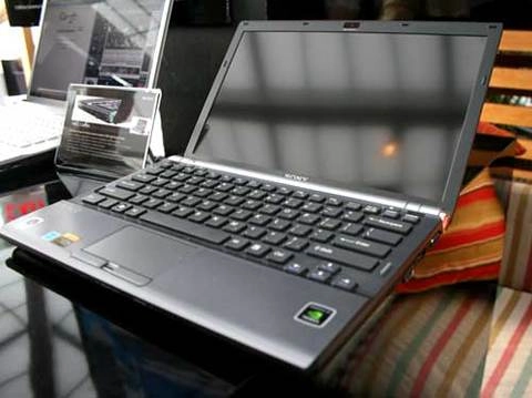 Laptop vaio sẵn sàng chạy xp mode - 1