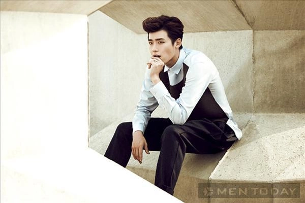 Lee jong suk đa phong cách trên các tạp chí tháng 10 - 1