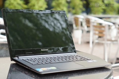 Lenovo ra laptop ideapad s400 mỏng nhẹ thời trang - 1