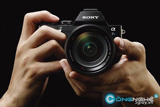 Lộ giá bán sony a7s gấp đôi giá a7 hiện tại - 1