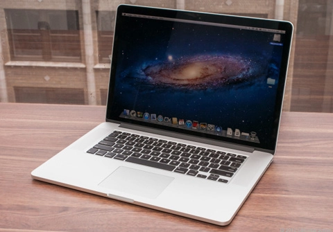 Macbook pro retina 13 inch có thể ra vào tháng 9 - 1
