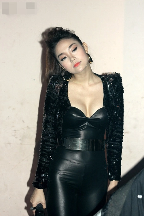 Minh hằng càng gầy càng sexy - 18