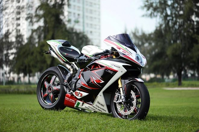 Mv agusta f4 rr phiên bản độ cực khủng đến từ việt nam - 1