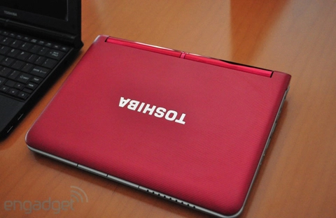 Netbook hấp dẫn cho sinh viên - 1