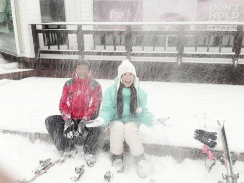 Ngọc hân cùng bố mẹ say mê trượt tuyết - 4