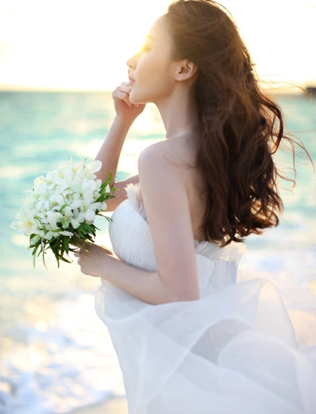 Người đẹp tân hồng lâu mộng tinh khôi trong váy cưới - 6