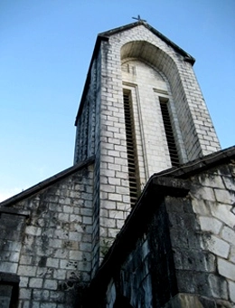 Nhà thờ đất việt - 1