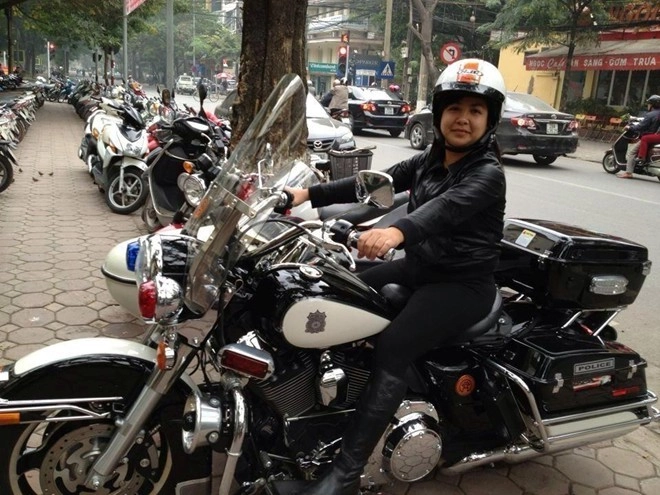 Những nữ biker việt cá tính đam mê xe pkl - 1