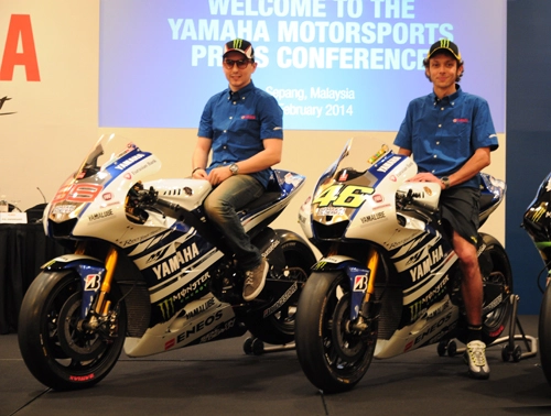 Yamaha yzr-m1 2014 - xe motogp khác gì xe thường - 1