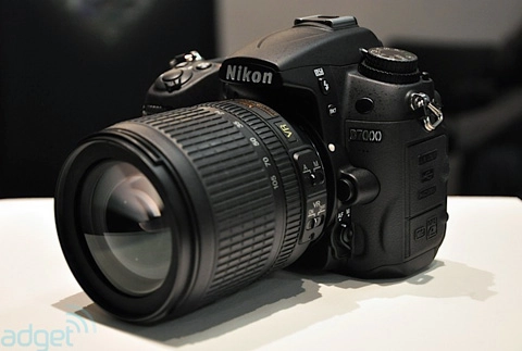 Nikon d7000 từ mọi góc - 1