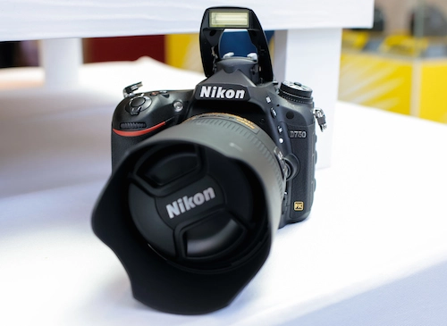 Nikon d750 về việt nam giá 55 triệu đồng - 1
