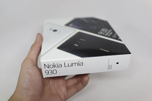 Nokia lumia 930 gold bán ra trong tuần sau với giá 1099 triệu - 1