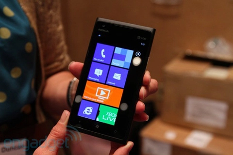 Nokia sẽ có smartphone giá rẻ tại mwc 2012 - 1