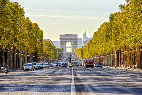 Paris cấm xe biến đại lộ champs elysees thành phố đi bộ - 1