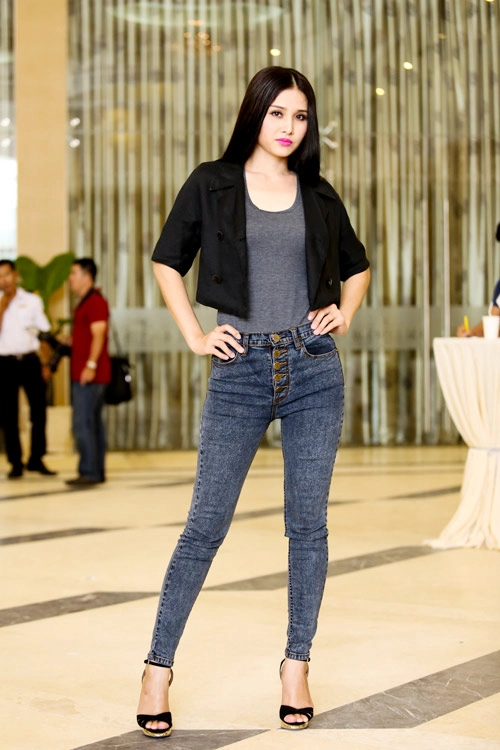 Phan thanh bình đưa vợ đi casting top model - 11