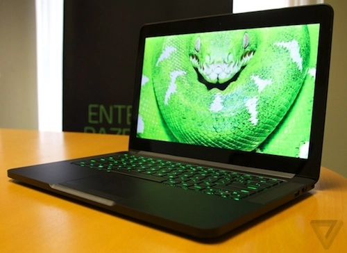 Razer blade laptop màn hình 14 inch nét nhất thế giới - 1