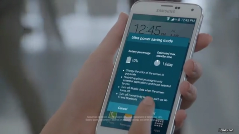 Samsung lại xỏ mũi apple ở một video quảng cáo mới - 1