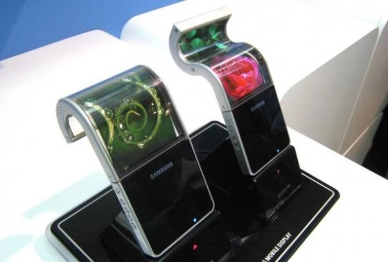 Smartphone 3 màn hình sẽ được samsung giới thiệu vào năm tới - 1