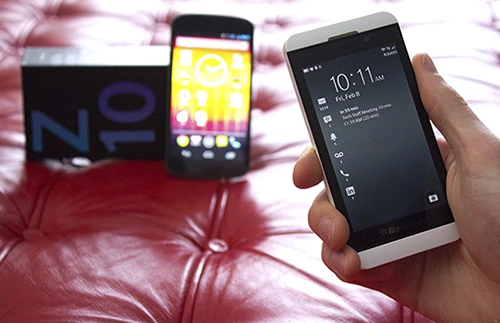 Smartphone android đầu tiên của blackberry sẽ ra mắt vào tháng 8 - 1