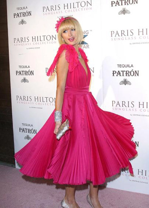 Sở thích diện màu hồng đồng bóng của paris hilton - 6