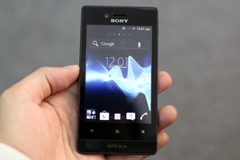 Sony xperia miro bắt đầu bán tại vn - 1