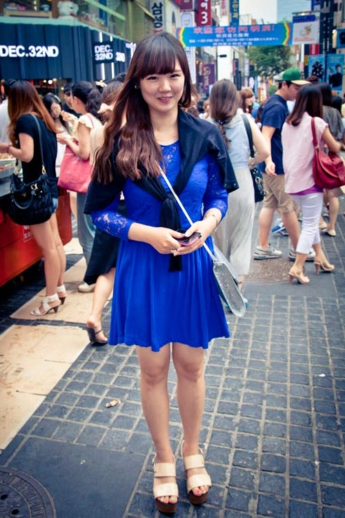 Street style ấn tượng của phố thời trang xứ hàn - 12