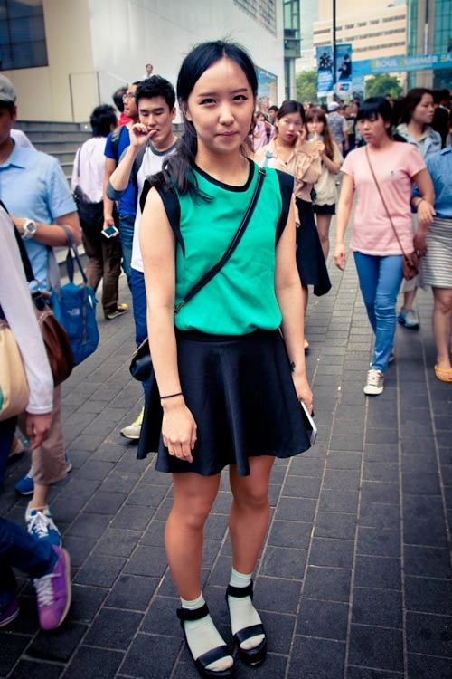 Street style ấn tượng của phố thời trang xứ hàn - 16